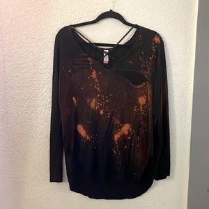 Long sleeve Black & Bleach splatter shirt